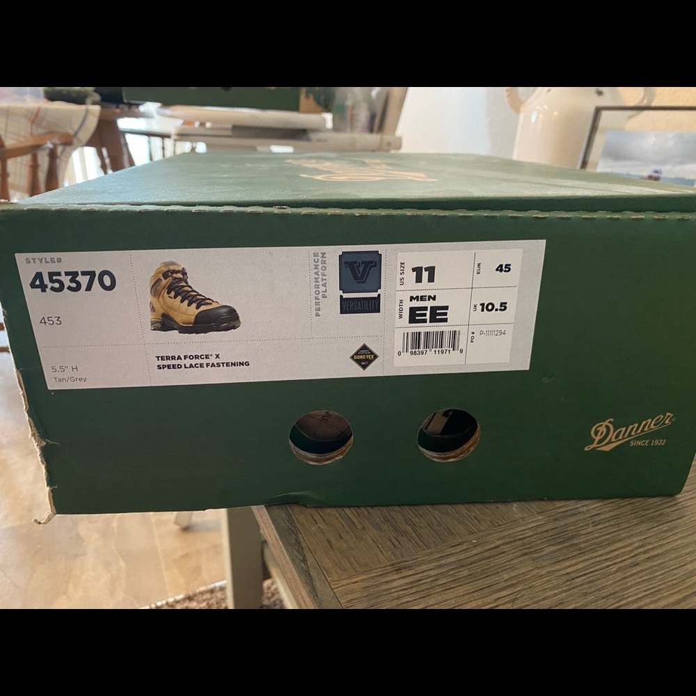 NWT Danner Steel Toe Boots